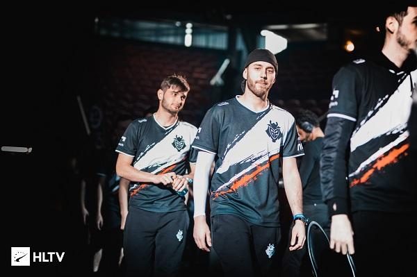 状态和中场 状态和中场